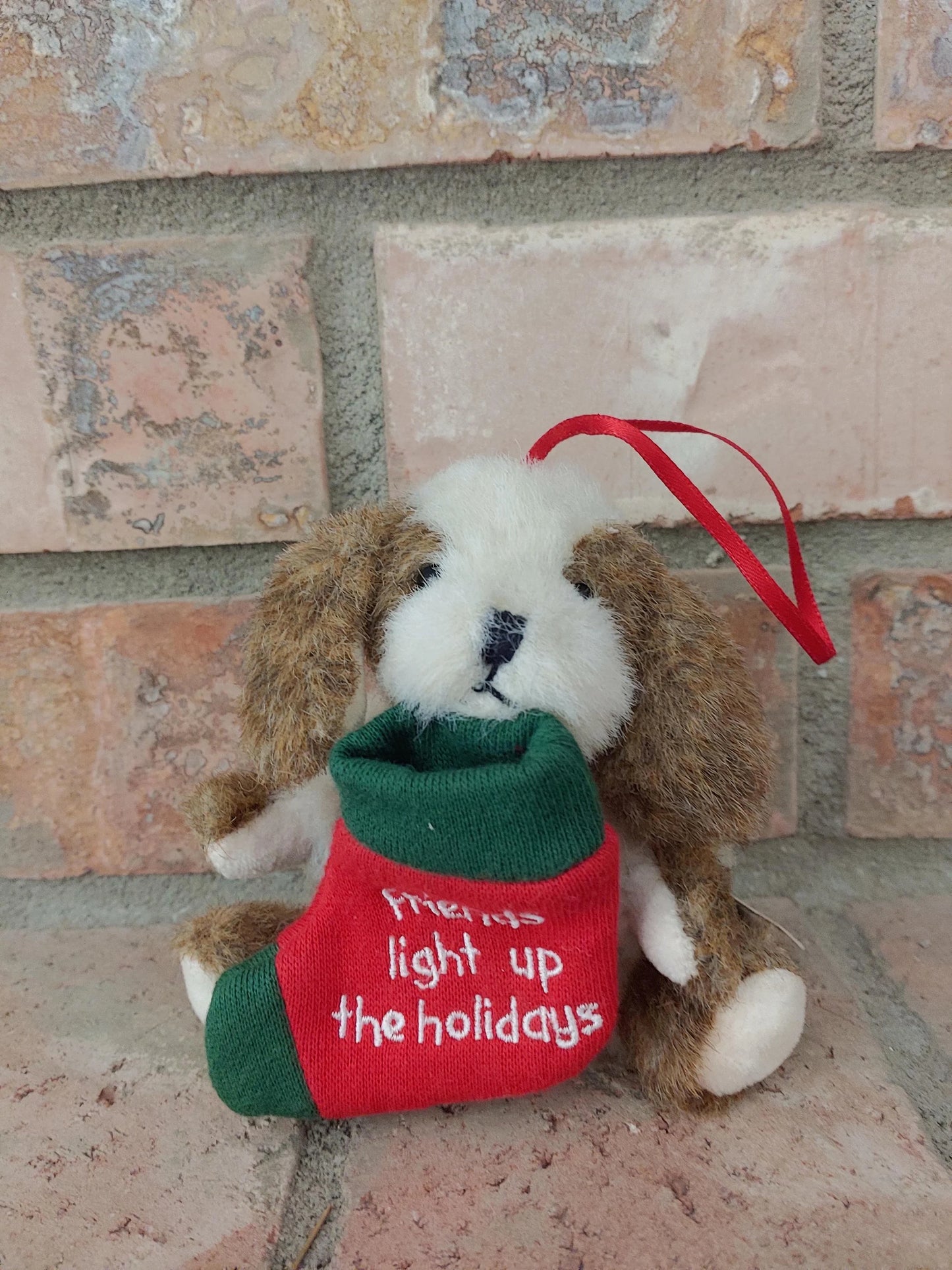 Vintage Boyd's Head Bean Collection Dog with Christmas Stocking #1364