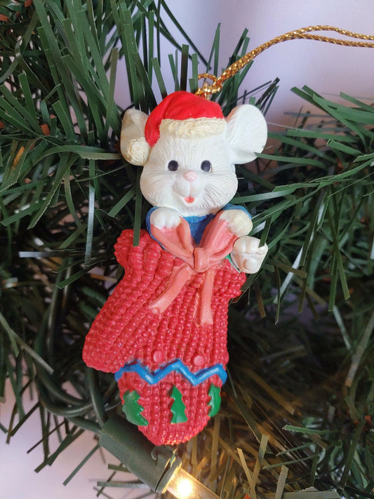 Mouse in Mitten 1992 Christmas Ornament