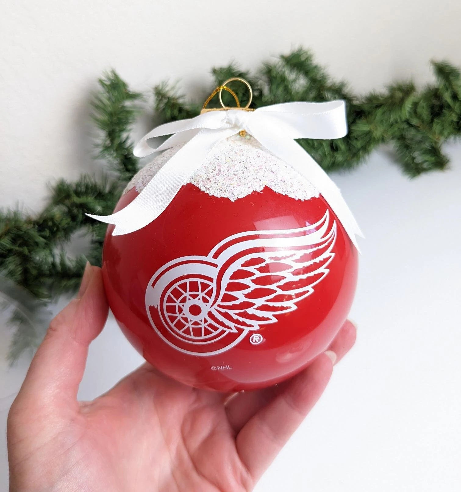 Detroit Red Wings Christmas Ornament