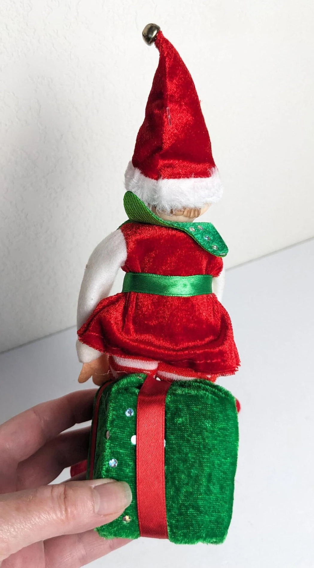 Christmas Elf Sitting Present Ornament