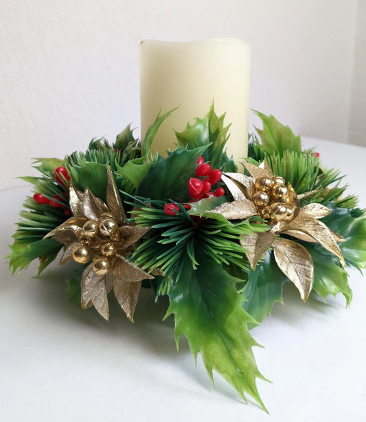 MCM Plastic Christmas Candle Ring Wreath